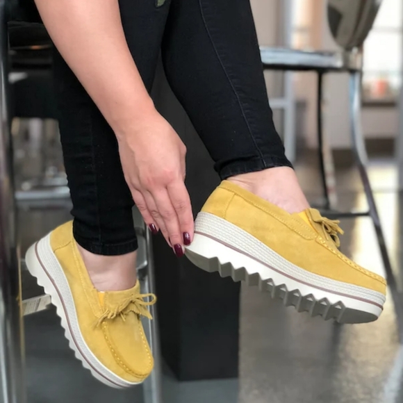 M11 Women's Platform Shoes - Picture 2 of 8